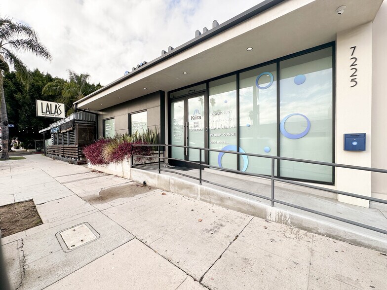 More Photos Of 7225 Melrose Ave, Los Angeles Medical For Sale