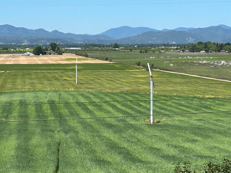 More Photos Of 5908 Foothill Rd, Central Point Land For Sale