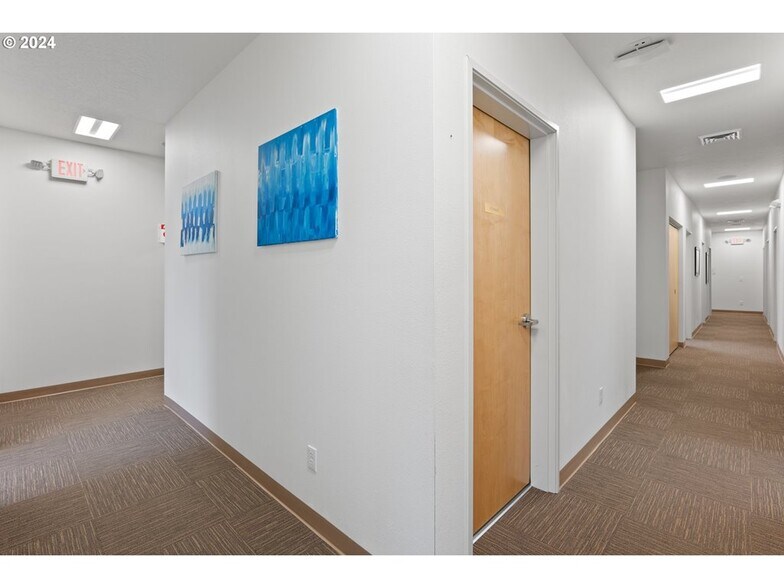 More Photos Of 1445 8th St, Florence Medical For Sale