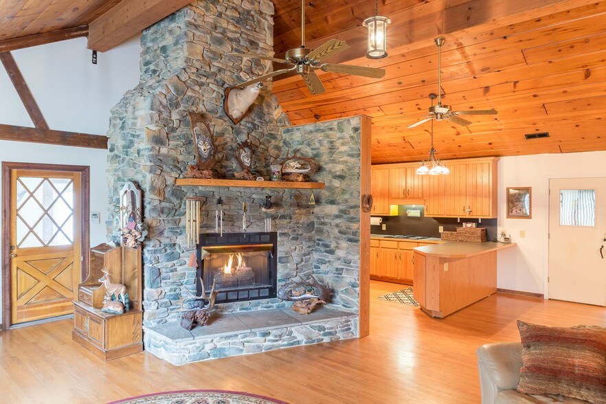 More Photos Of 2475 Mt. Torrey Rd, Lyndhurst Convenience Store For Sale