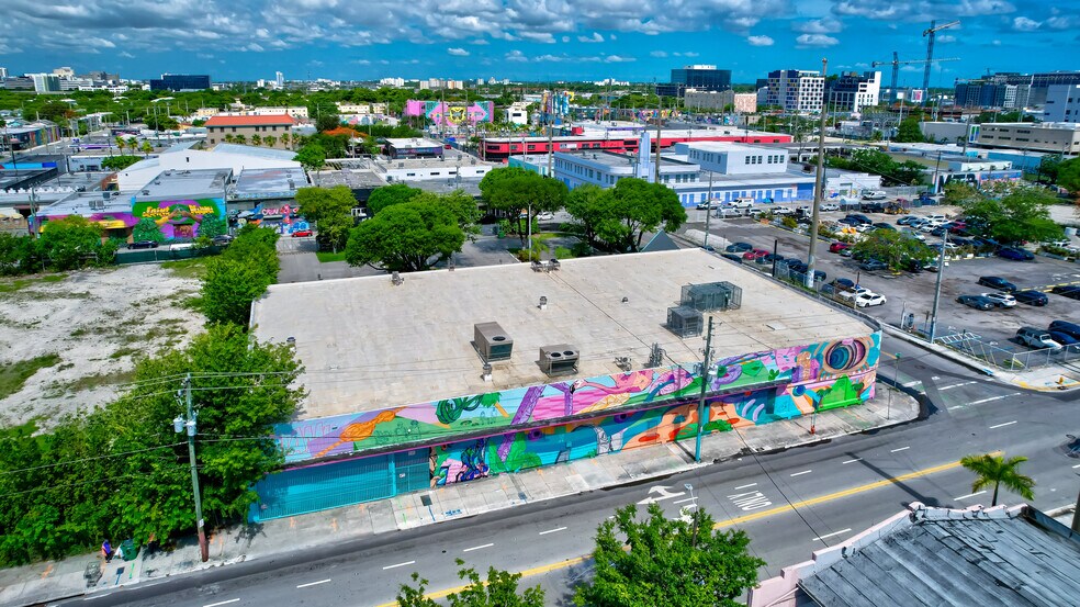More Photos Of 2050-2090 N Miami Ave, Miami Freestanding For Lease