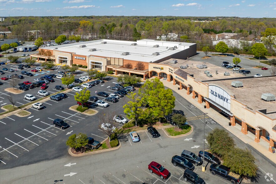 More Photos Of 9645-9759 Sam Furr Rd, Huntersville Unknown For Lease