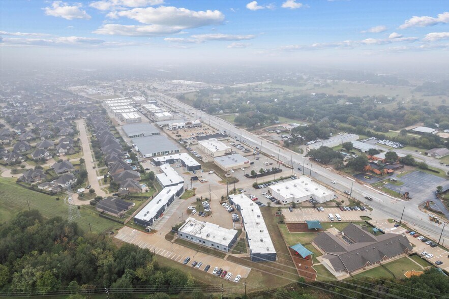 More Photos Of 26605 Cook Field Rd, Katy Light Distribution For Lease