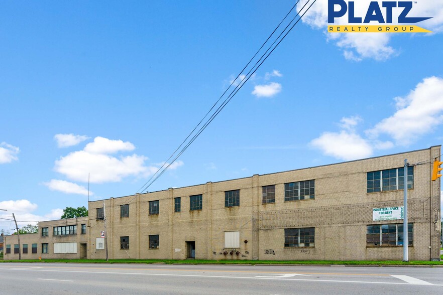 Primary Photo Of 4021 Mahoning Ave, Youngstown Manufacturing For Lease