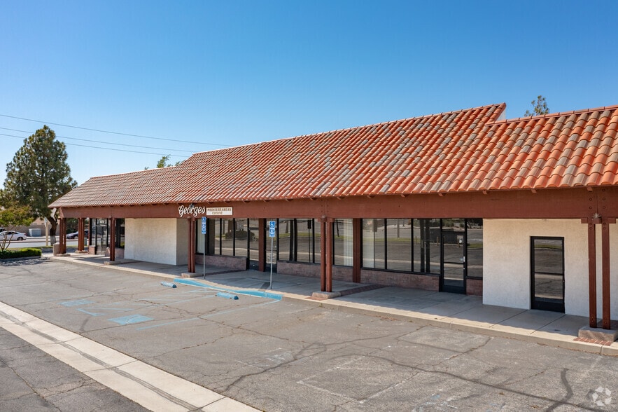 More Photos Of 1915-1989 W Avenue L, Lancaster Unknown For Lease