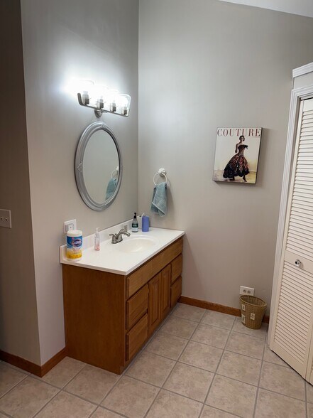 More Photos Of 3600 Riverside Dr, Crystal Lake Storefront Retail Residential For Sale