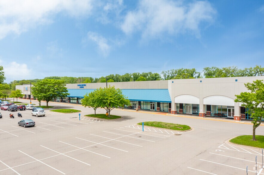 More Photos Of 1025 N 3rd St, Lawrence General Retail For Lease