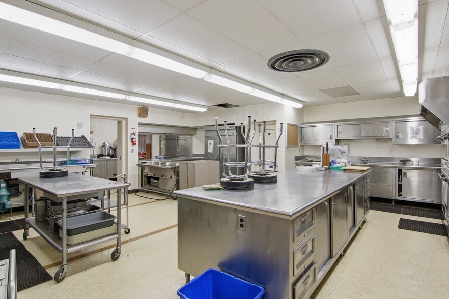 More Photos Of 1115 Greenbrier St, Saint Paul Religious Facility For Sale