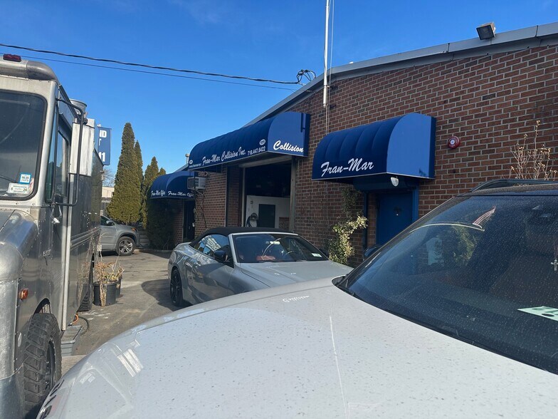 More Photos Of 111 Jewett Ave, Staten Island Industrial For Lease