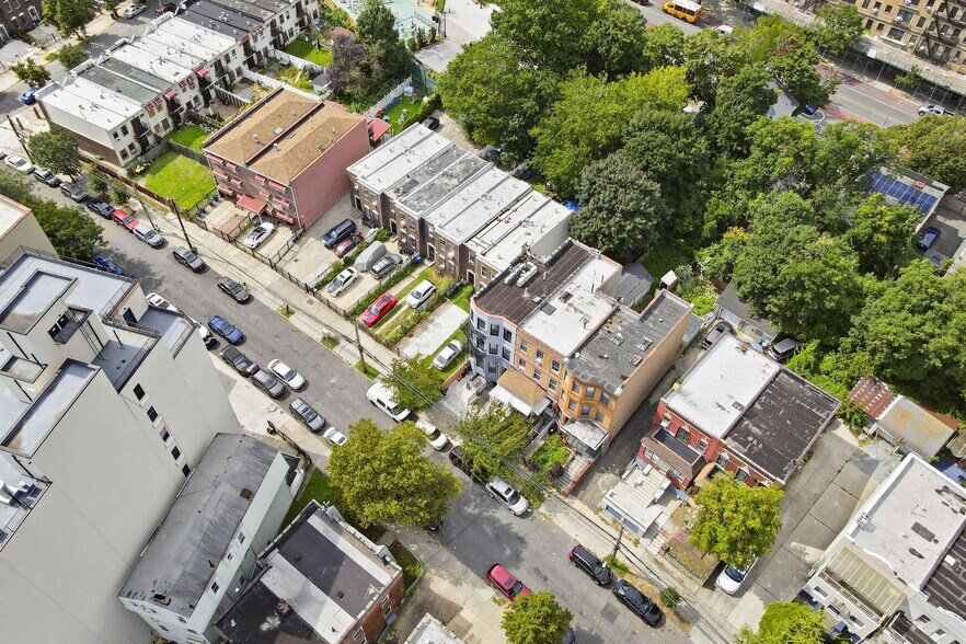 More Photos Of 1847 Harrison Ave, Bronx Apartments For Sale