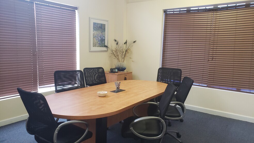 More Photos Of 405 6th St S, Saint Petersburg Office For Lease