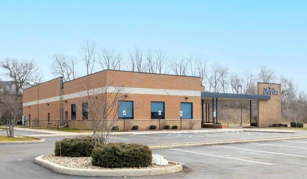 Primary Photo Of 4350 S Ironwood Dr, South Bend Medical For Sale