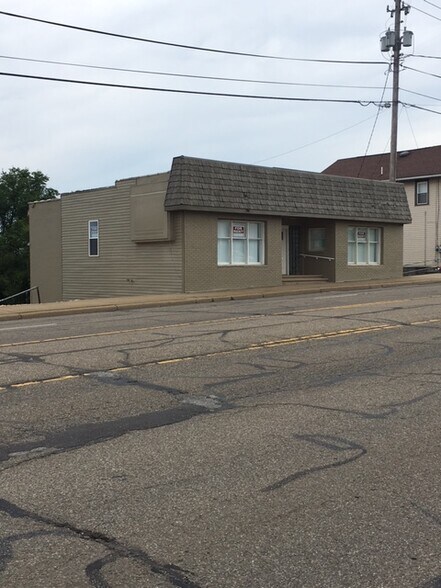 More Photos Of 532 Main St, Wintersville Freestanding For Lease