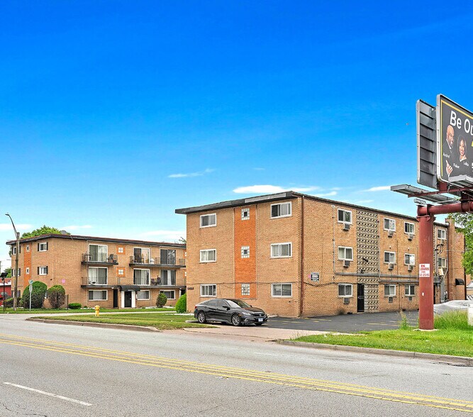 More Photos Of , Burnham Multifamily For Sale