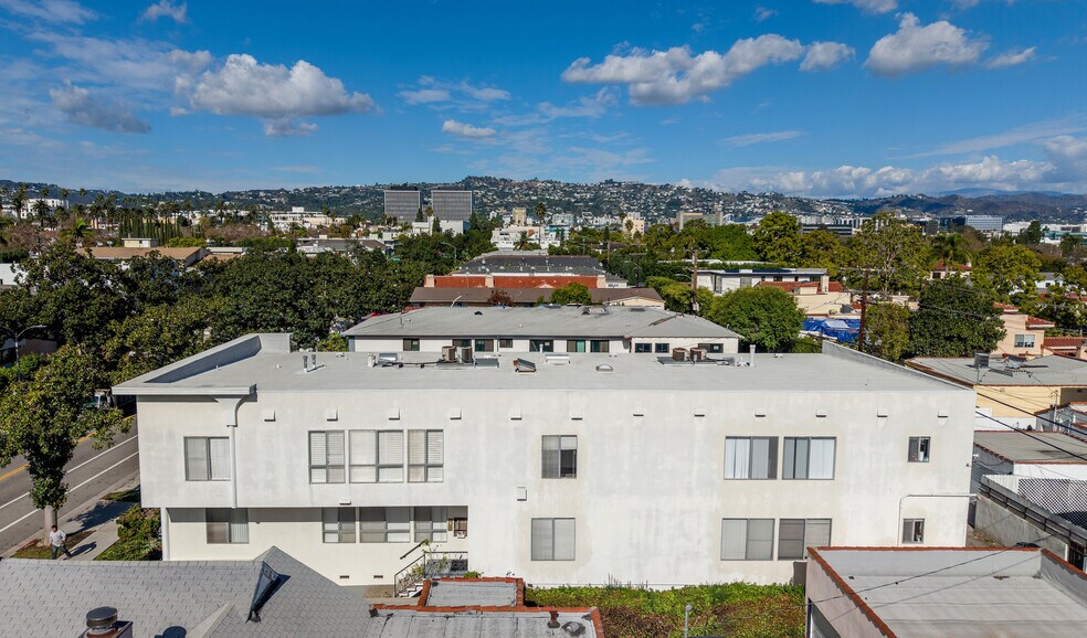 More Photos Of 344 S Doheny Dr, Beverly Hills Apartments For Sale