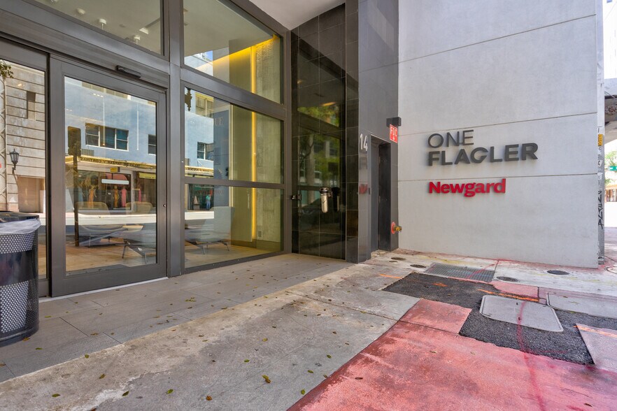 More Photos Of 14 NE 1st Ave, Miami Office For Sale