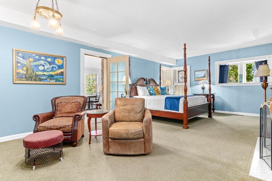 More Photos Of 305 River St, Osceola Hospitality For Sale