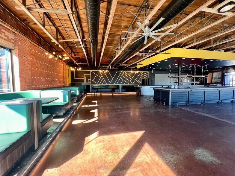 More Photos Of 222 S Kenosha Ave, Tulsa Storefront Retail Office For Lease