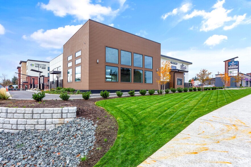 More Photos Of 8151 Guide Meridian Rd, Lynden Restaurant For Lease