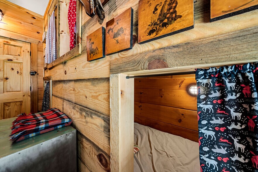 More Photos Of 1638 Old Minor Rd, Culloden Specialty For Sale