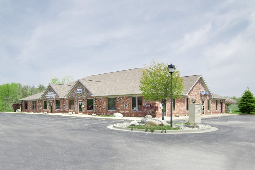 More Photos Of 5905 S Emerson Ave, Indianapolis Medical For Lease