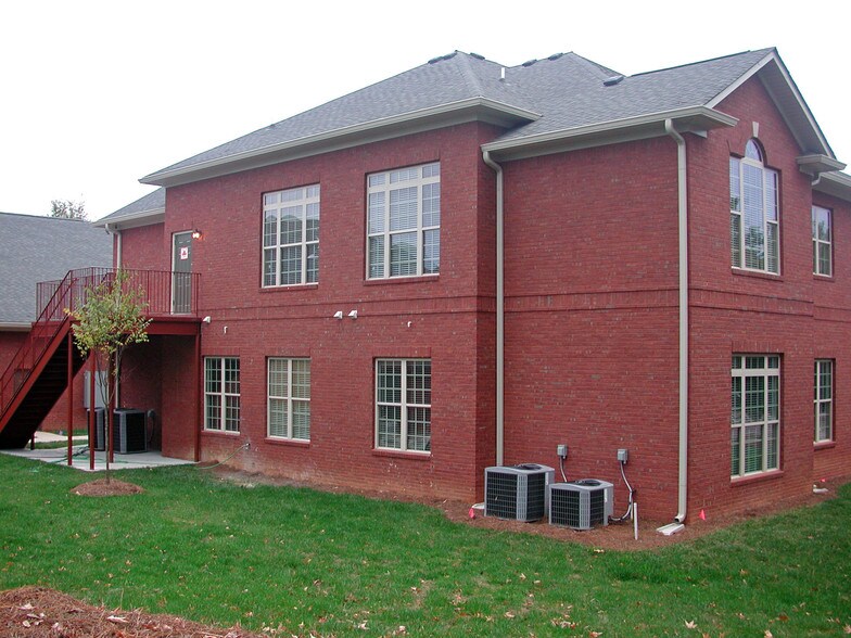 More Photos Of 910 Dannon View, Atlanta Medical For Sale