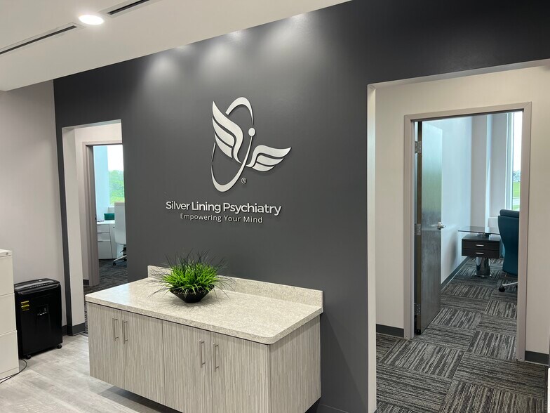 More Photos Of 13704 Village Lakeview Ave, Windermere, FL 34786, Windermere Medical For Lease