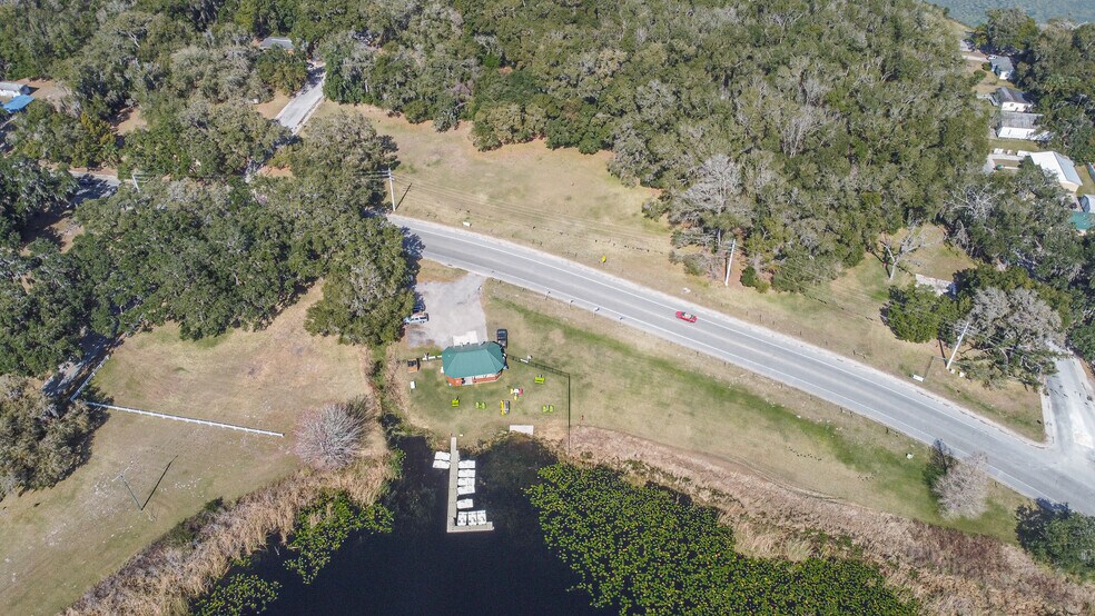 More Photos Of 831 Huntington Rd, Crescent City Freestanding For Sale