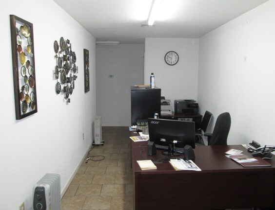 More Photos Of 1004 N Victor Ave, Tulsa Warehouse For Sale