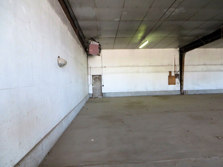 More Photos Of 1089 County Road 161, Pine Bluffs Warehouse For Sale