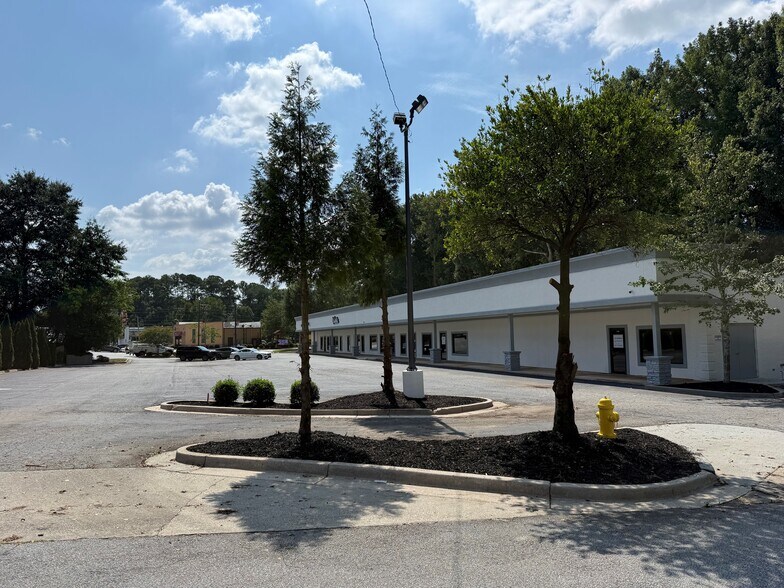 More Photos Of 3900 Lavista Rd, Tucker Unknown For Lease