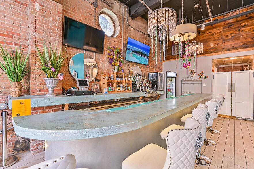 More Photos Of 2425 Strand St, Galveston Restaurant For Sale