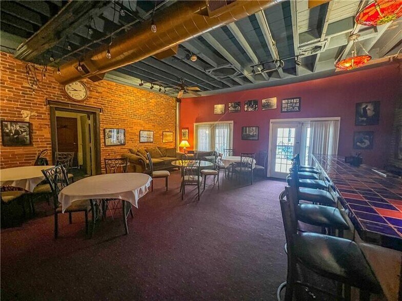 More Photos Of 118 N Main St, Butler Restaurant For Sale