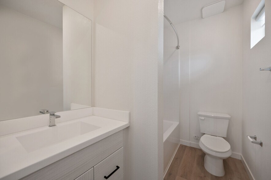 More Photos Of 200 E 31st St, National City Apartments For Sale