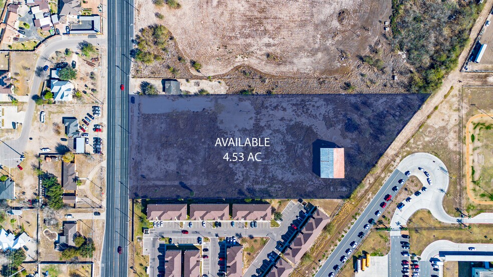 More Photos Of 2301 W Mile 3 Rd, Mission Flex For Sale