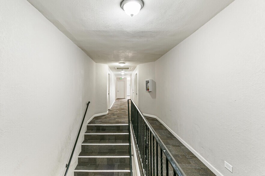 More Photos Of 3401-3435 S Lincoln St, Englewood Apartments For Lease