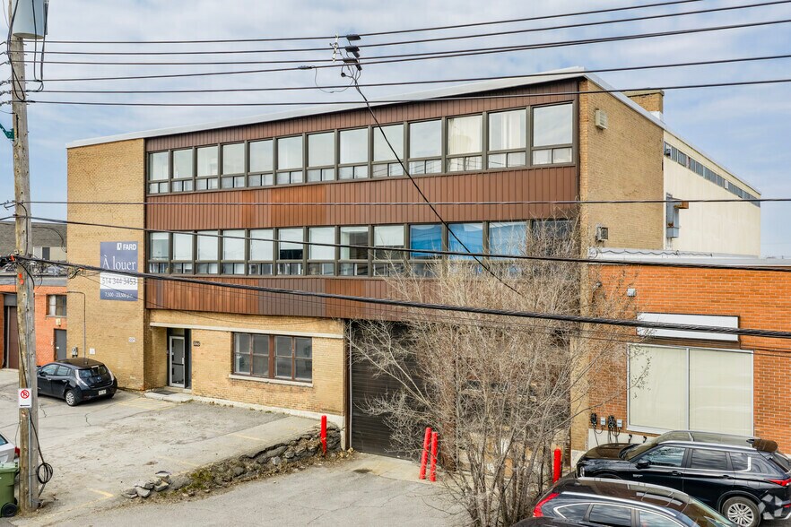 More Photos Of 5565-5571 Paré Rue, Mt Royal Flex For Lease