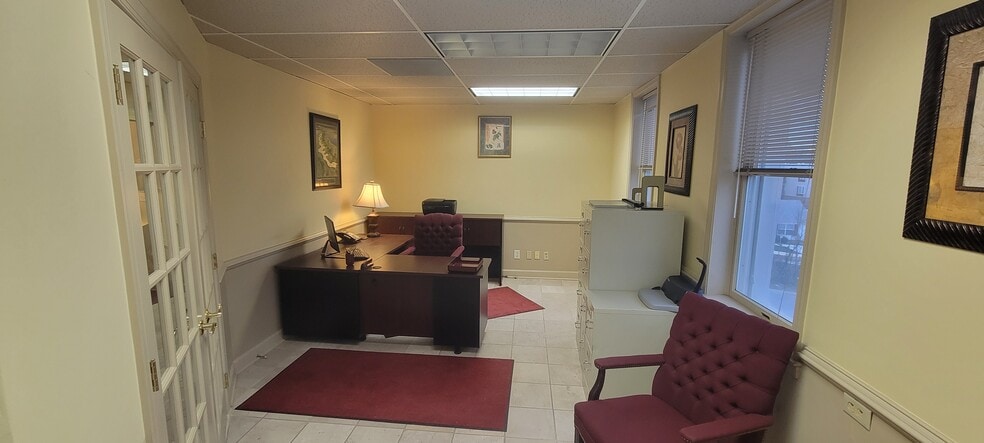 More Photos Of , Silver Spring Office For Sale