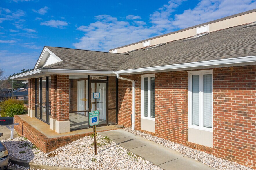 More Photos Of 1565 Ebenezer Rd, Rock Hill Office For Lease