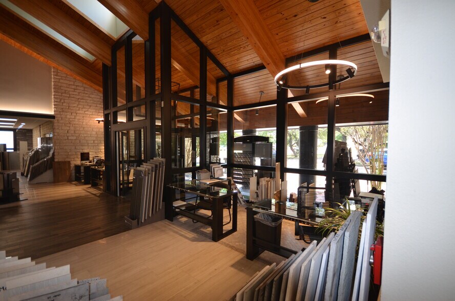 More Photos Of 1110 S Ranch Road 620, Austin Storefront Retail Office For Lease