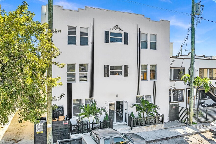 More Photos Of 1142 SW 4th St, Miami Apartments For Sale