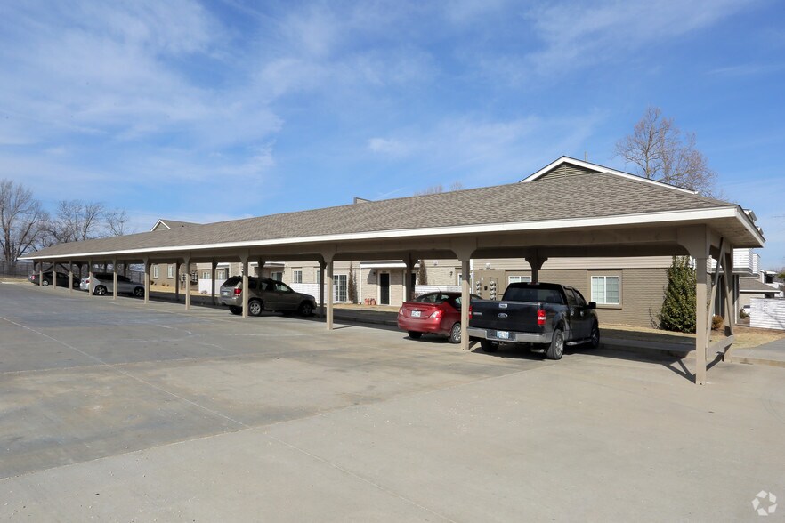 More Photos Of 2302 S 137th East Ave, Tulsa Apartments For Sale