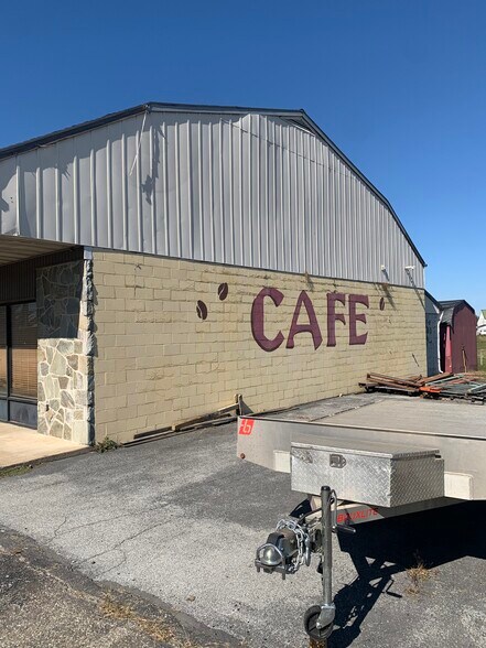 More Photos Of 2801 Lincoln Hwy E, Ronks Restaurant For Sale