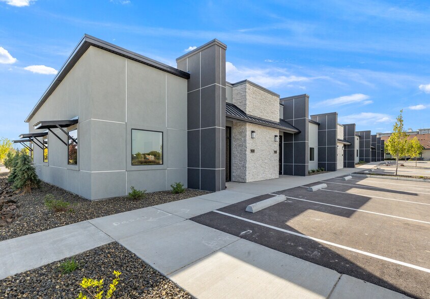 More Photos Of 3512 E Louise Dr, Meridian Office For Sale