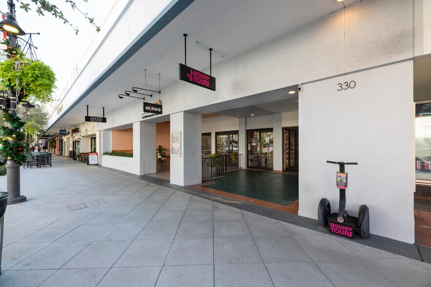 More Photos Of 330 Clematis St, West Palm Beach Storefront Retail Office For Sale