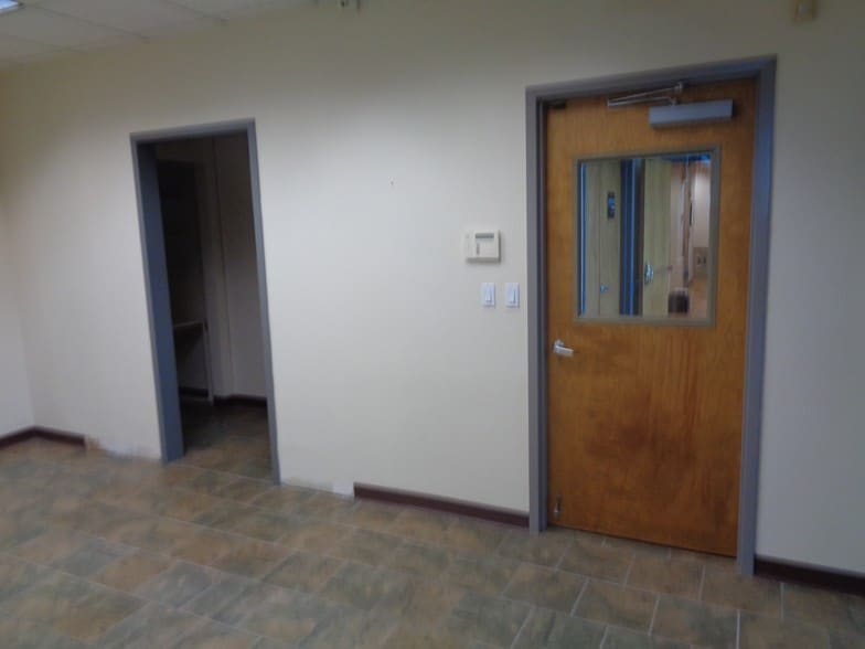 More Photos Of 501 Washington St, Conshohocken Warehouse For Sale
