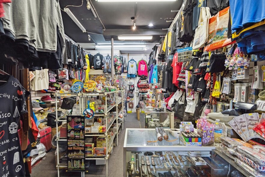 More Photos Of 757 Beach St, San Francisco Storefront Retail Office For Sale