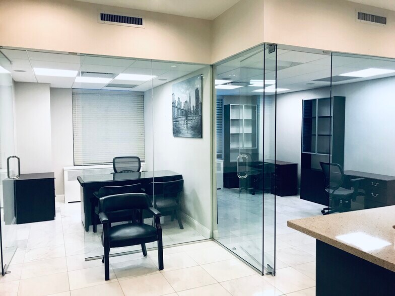 More Photos Of 34-36 W 44th St, New York Medical For Sale