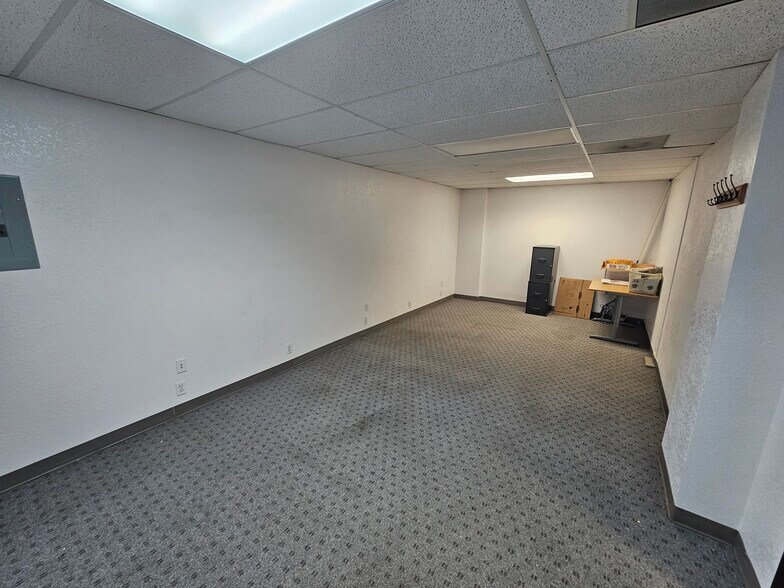 More Photos Of 928-944 C St, San Diego Office For Lease