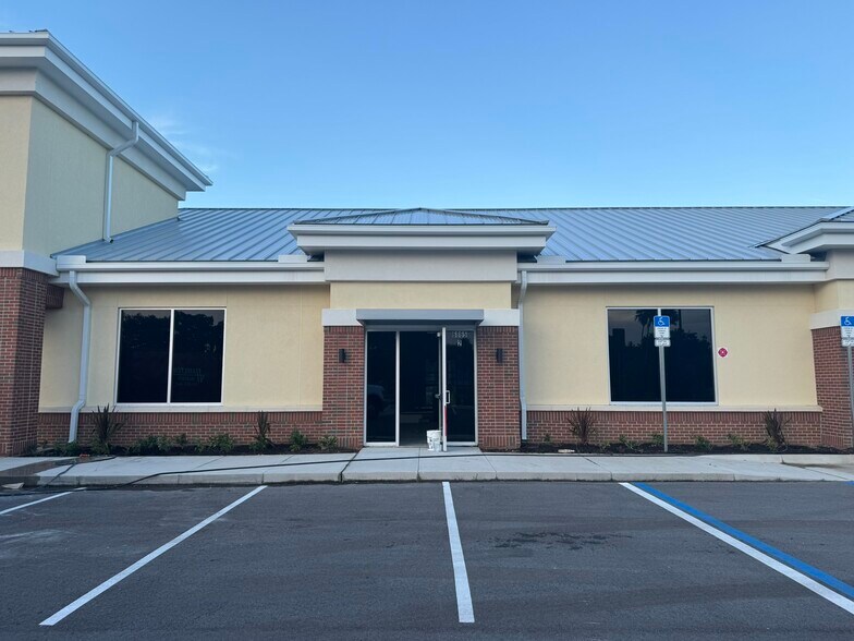 More Photos Of 6865 Murrell Rd, Melbourne Medical For Lease